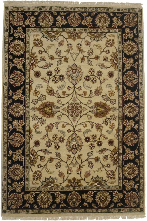 Cream & Charcoal Floral 4X6 Indo-Kashan Oriental Rug