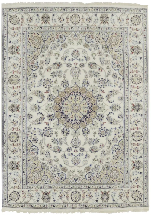 Cream Floral 5X7 Indo-Nain Oriental Rug