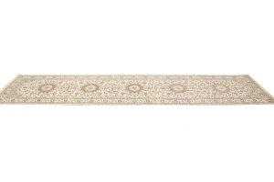 Cream Floral 3X12 Indo-Nain Oriental Runner Rug