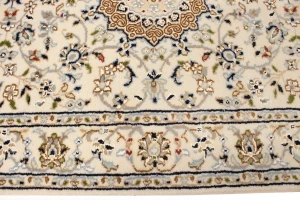Cream Floral 3X12 Indo-Nain Oriental Runner Rug