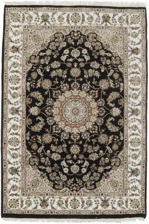 Black Floral 4X6 Indo-Nain Oriental Rug