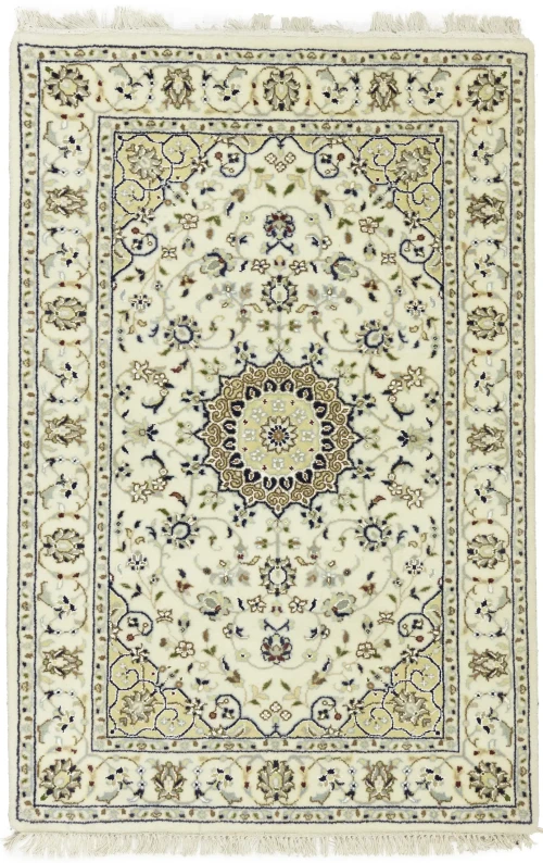 Cream Floral 3X4 Indo-Nain Oriental Rug