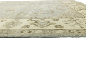 Light Gray Floral 8X10 Traditional Oushak Chobi Oriental Rug