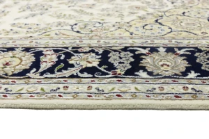 Cream Floral 8X10 Indo-Nain Oriental Rug
