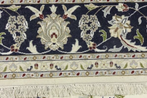 Cream Floral 8X10 Indo-Nain Oriental Rug