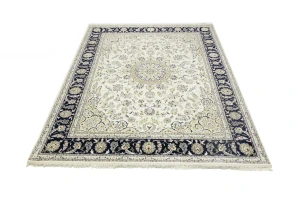 Cream Floral 8X10 Indo-Nain Oriental Rug