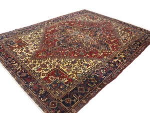 Vintage Red Floral 8X11 Heriz Persian Rug