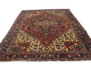 Vintage Red Floral 8X11 Heriz Persian Rug