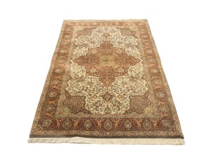 Cream Floral Classic 4X6 Agra Jaipur Oriental Rug