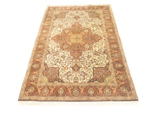 Cream Floral Classic 4X6 Agra Jaipur Oriental Rug
