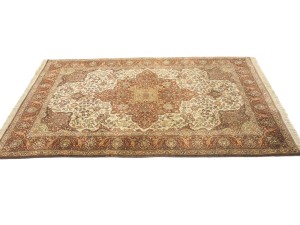 Cream Floral Classic 4X6 Agra Jaipur Oriental Rug