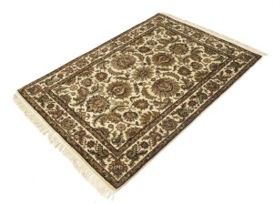 Cream Floral Classic 4X6 Agra Jaipur Oriental Rug