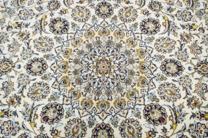 Vintage Cream Traditional 10X14 Kashan Persian Rug