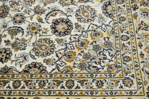 Vintage Cream Traditional 10X14 Kashan Persian Rug