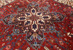 Vintage Geometric Red 7X10 Heriz Persian Rug