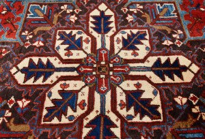 Vintage Geometric Red 7X10 Heriz Persian Rug
