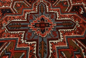 Vintage Traditional Geometric 8X11 Heriz Persian Rug